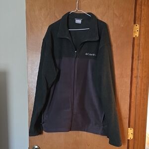 Columbia Charcoal and Dark Gray Fleece Jacket